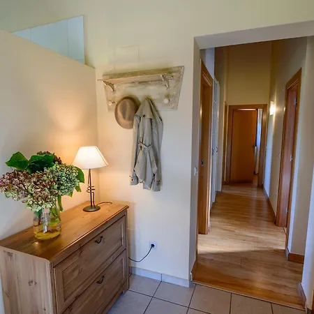 Farm stay La Llomba Cudillero